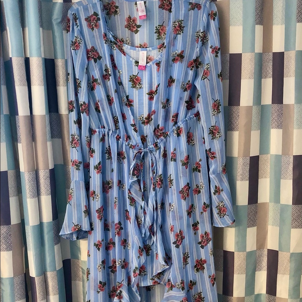 No boundaries blue floral kimono in dress